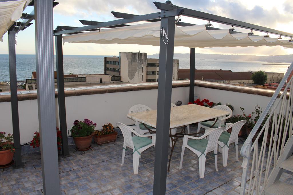 Appartement Attico Blu à Naples Extérieur photo